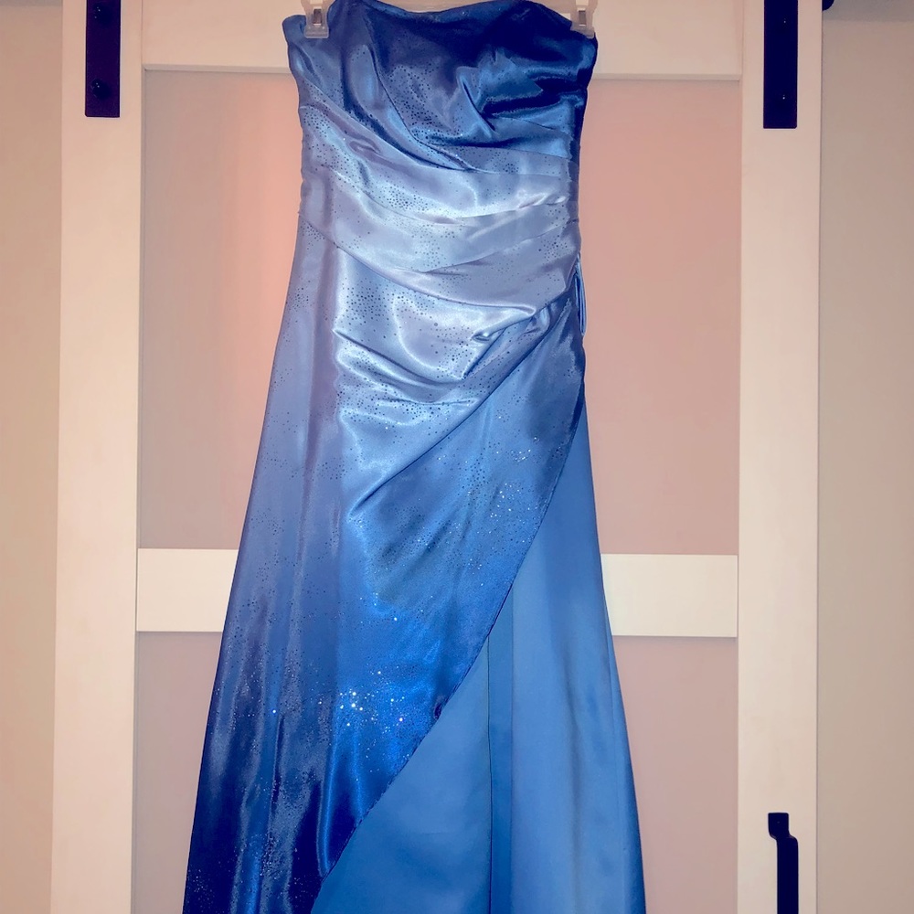 50 Shades of Blue